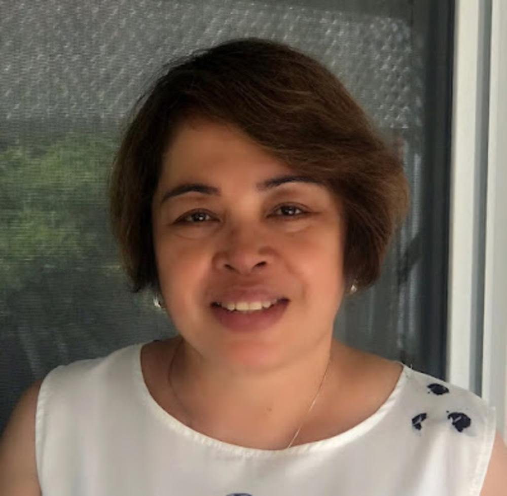 Meet your Posher, Debbie hernandez silao